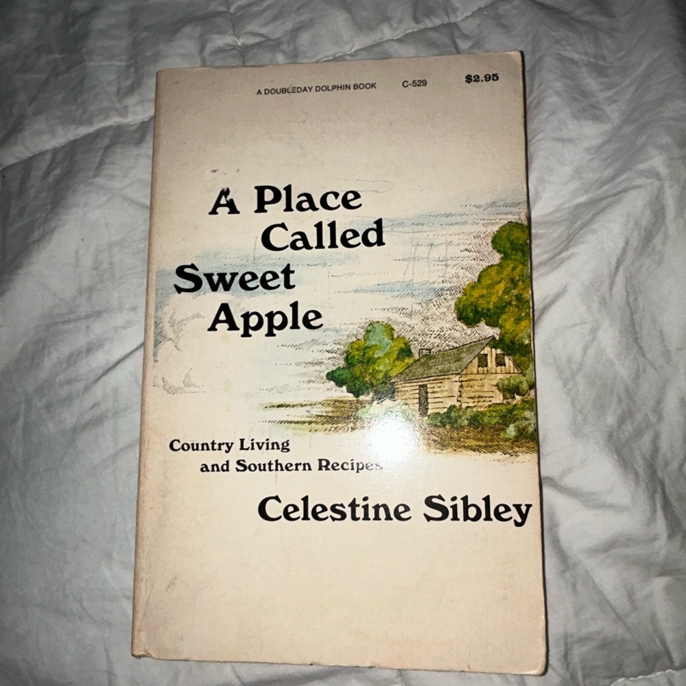 📚BOOK SALE 5 for $20📚 A Place Called Sweet Apple by Celestine Sibley, 1973, PB